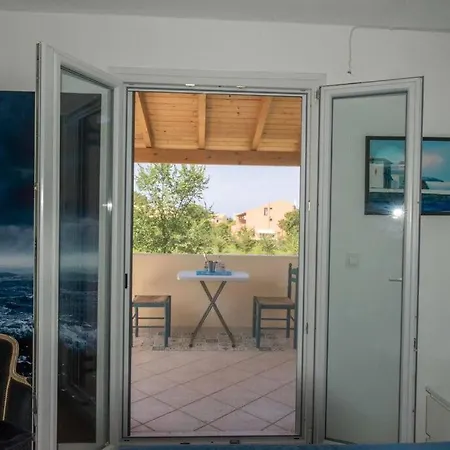 Notis, Acharavi Corfu Acharavi (Corfu)