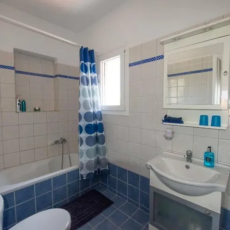 Notis, Acharavi Corfu Apartment *