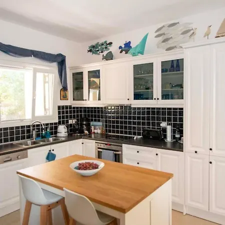 Notis, Acharavi Corfu Apartment