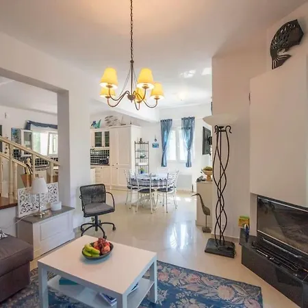 Notis, Acharavi Corfu Apartment *